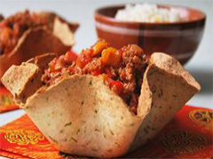 CHILI CON TORTILLAS