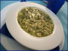 ZUPPA DI FAGIOLI CANNELLINI ED ERBE DI CAMPO